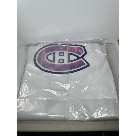 Size L Fanatics Montreal Canadiens Hockey Fights Cancer Jersey 2024 NHL NEW - Picture 4 of 4